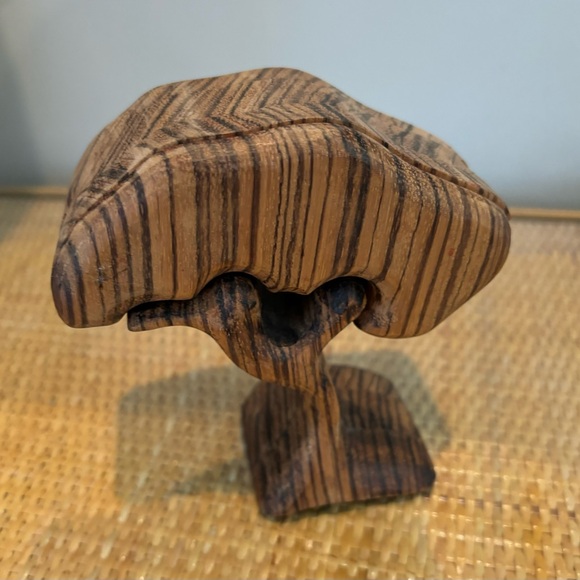 Handmade vintage wooden tree with hidden storage spot - Picture 2 of 8